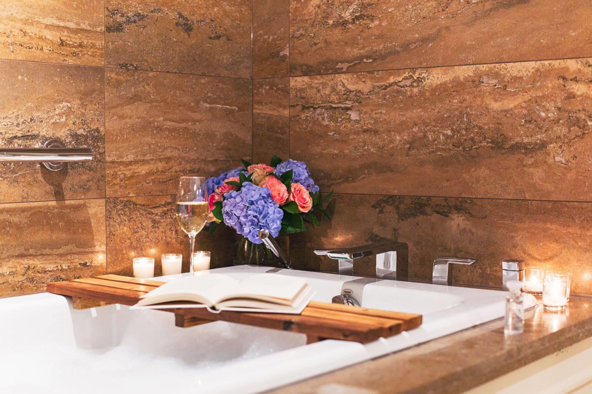 The Ivy At Verity Toronto Luaran gambar